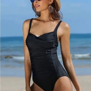 Ekouaer NWT women’s one piece‎ swimwear |Tummy control swimsuit